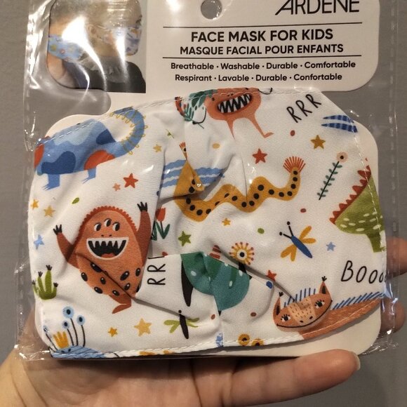 🎁Free NWT Kids Reusable Masks Children mask printed 2 layers %100 Cotton inside - Picture 4 of 15